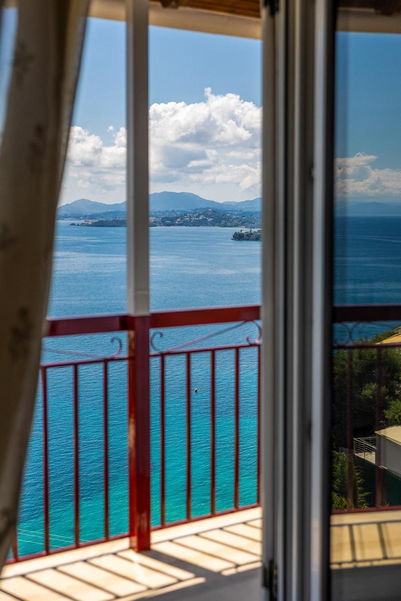 Rena's House Corfu Appartement *